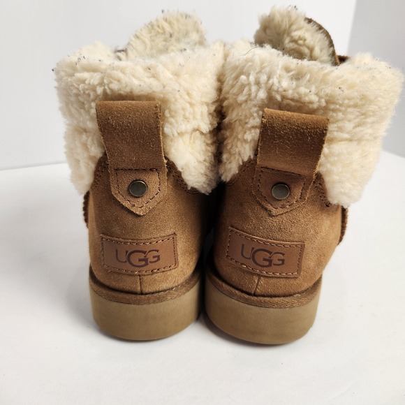 Ugg Women's Romely Heritage Lace Classic Boot Tan Size 6 - Picture 3 of 8